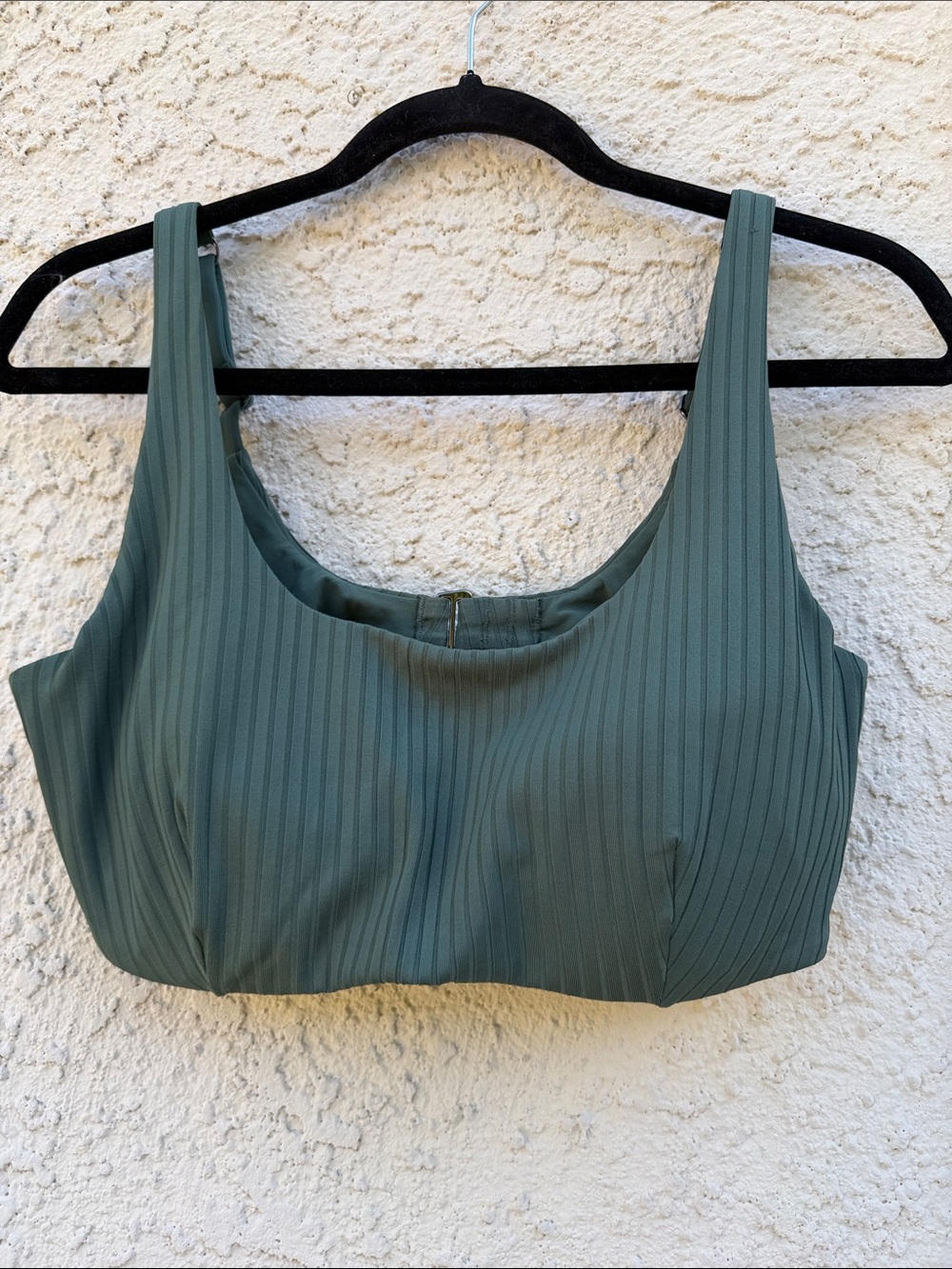 Athleta Green Ribbed Underwire Padded Water Bikini Bra Top Women's Size 38D/DD